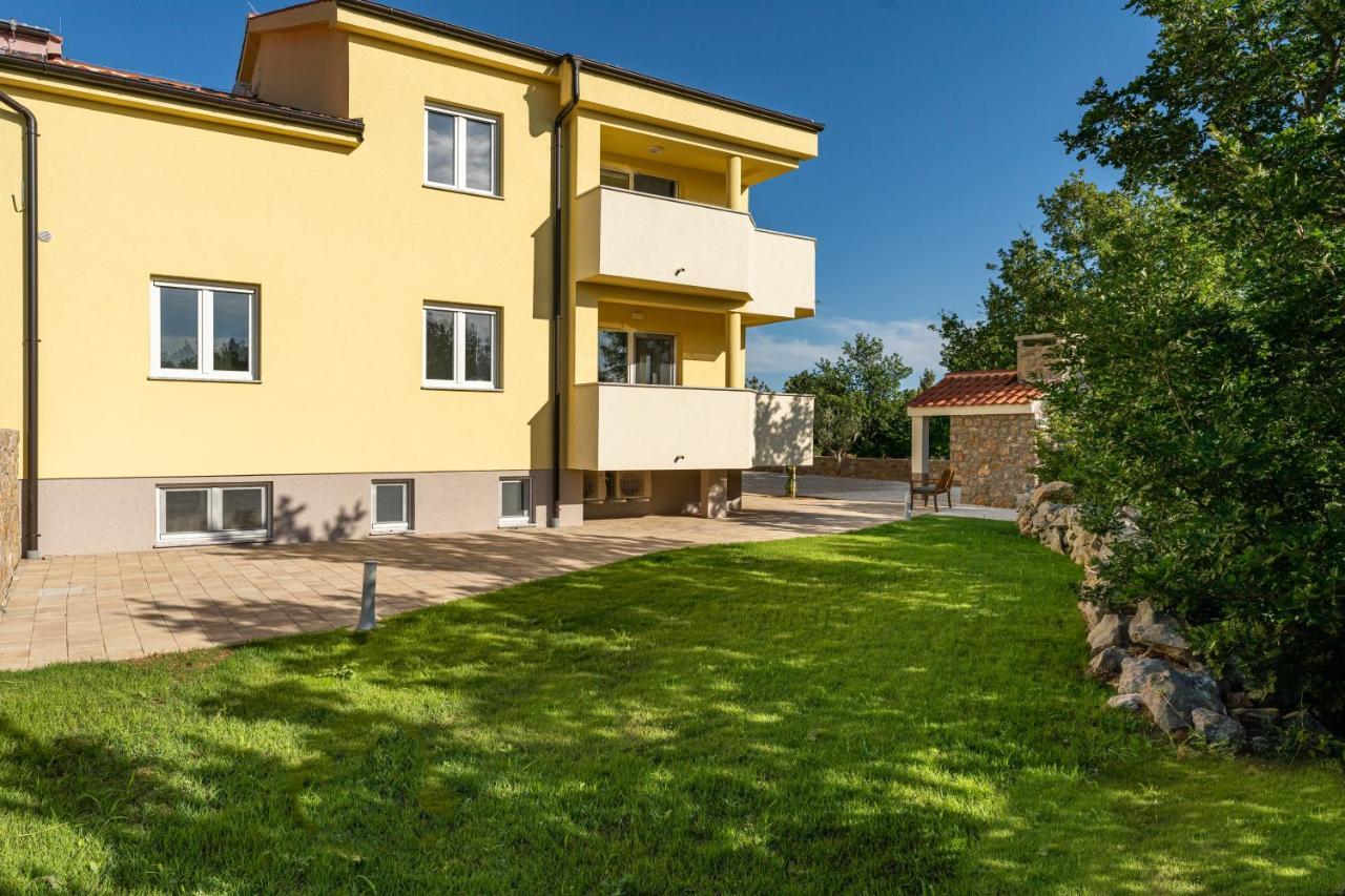 Green Point Paklenica Starigrad Paklenica Exteriör bild